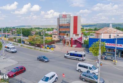 Spațiu comercial, de 1,855 mp, în Central - 18