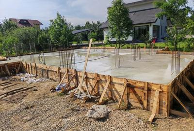 Casă cu 3 camere cu Teren 1000 Mp în Vălenii de Munte - 1