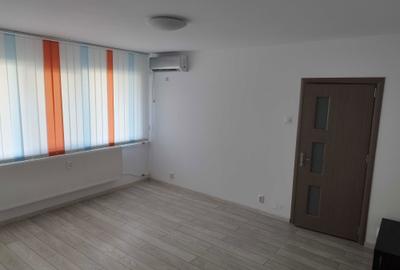 Apartament cu 3 camere semidecomandat în Drumul Taberei - 7