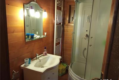 Casă cu 3 camere cu Teren 2000 Mp în Central - 4