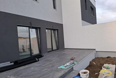 Casă cu 4 camere în Dumbrăvița - 2