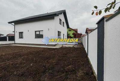 Casa cu 4 camere teren 361 mp de vanzare in Alba Iulia - 3
