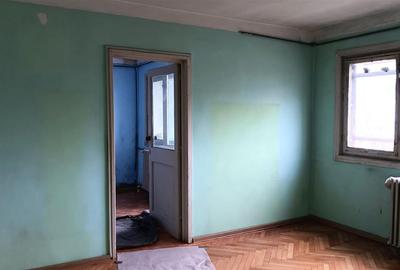 Apartament cu 2 camere nedecomandat în Podu Roș - 4