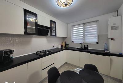 Casă cu 4 camere cu Teren 100 Mp în Central - 18