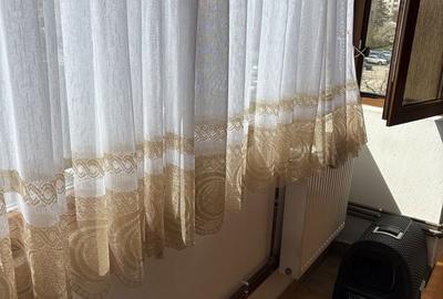 Apartament cu 3 camere semidecomandat în Central - 2