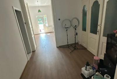 Inchiriez 2 camere in salon - 3