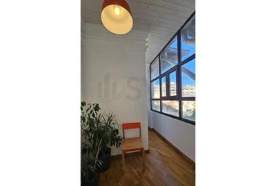 Birou, de 144 mp, în P-ța Romană - 12