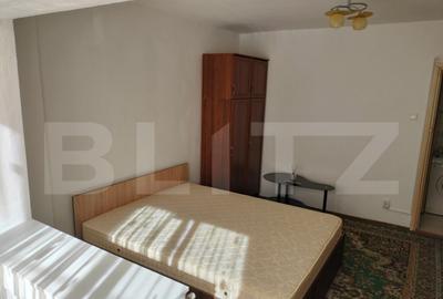 Apartament cu 2 camere, de inchiriat - etaj 1, zona centra Apartament cu 2 camere, de inchiriat - etaj 1, zona centra - 3