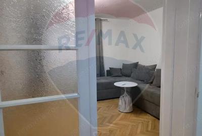 Apartament cu 2 camere decomandat în Central - 7
