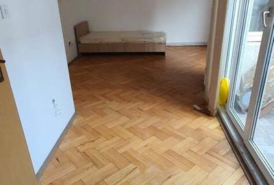 Proprietar Inchiriez casa pentru muncitori in zona Aradului - 5