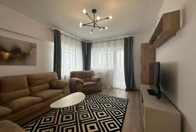 Apartament cu 4 camere decomandat, mobilat în Dacia