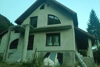 Casa de vanzare la Mures - 1