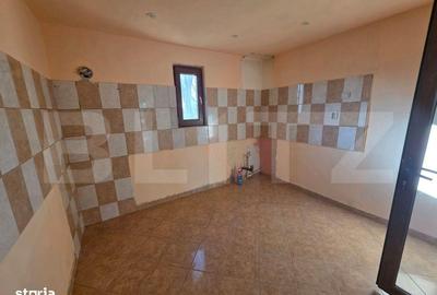 Casă cu 4 camere cu Teren 1710 Mp în Mogoșani - 5