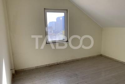 Apartament decomandat 4 camere 84 mpu 2 bai zona Mihai Viteazu Sibiu - 12