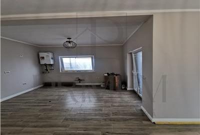 Duplex pe parter - 3 dormitoare - finalizat - toate utilitatile - suprafete mari Duplex pe parter - 3 dormitoare - finalizat - toate utilitatile - suprafete mari - 3
