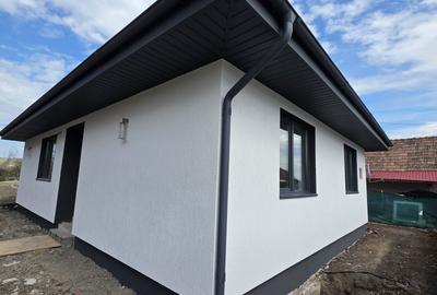 Casă cu 3 camere în Cuci - 8