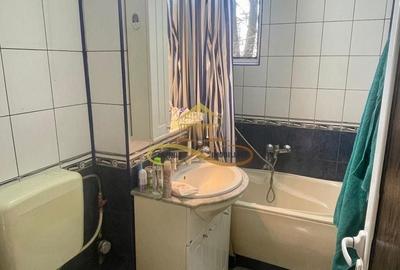 Apartament cu 4 camere decomandat în Parincea - 3