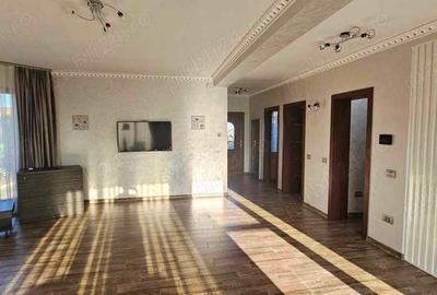 Casă cu 7 camere cu Teren 545 Mp în Centura - 8