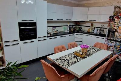 Casă cu 4 camere cu Teren 1458 Mp în Aradul Nou - 10