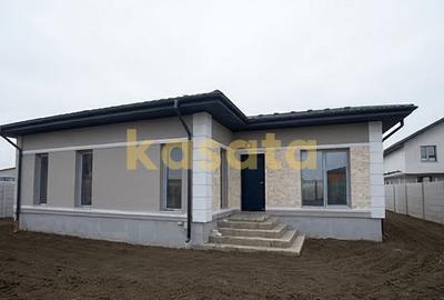 Casă cu 4 camere cu Teren 580 Mp în Prelungirea Ghencea