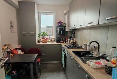 Apartament 2 camere, decomandat - zona Tractorul - 2