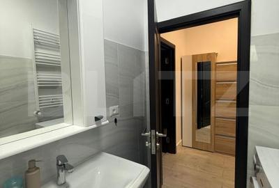 Apartament cu 3 camere decomandat în Central - 1