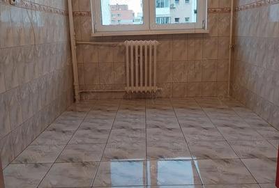 Ocazie rara! Apartament metrou 1 DECEMBRIE la doar 94.000 euro - 3
