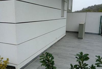 Casă cu 5 camere cu Teren 400 Mp în Oncea - 17