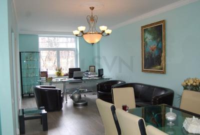 Casă individuală cu 5 camere cu Canalizare în Parcul Carol - 9