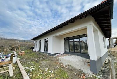 Casă cu 4 camere în Moriști - 5