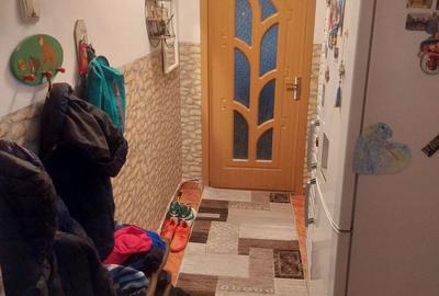Apartament cu 3 camere semidecomandat în Fălticeni - 3