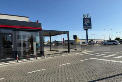 Spațiu comercial, de 44 mp, în Central - 3