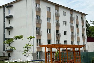 Apartament cu 2 camere decomandat în Est