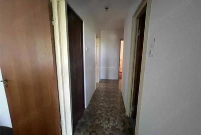 Apartament 3 camere - decomandat - bd.Timisoara - 2