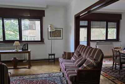 Apartament cu 3 camere semidecomandat, mobilat în P-ța Victoriei - 2