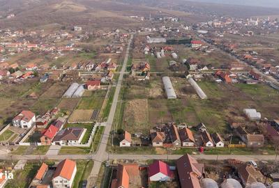 Casă cu 2 camere cu Teren 1570 Mp în Ghioroc - 14