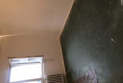 Titan, Postavarul, - 3