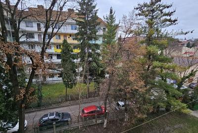 0 % comision, 2 camere, 44 mp, etajul 3,  strada Horea- Centru - 11