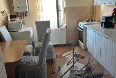Apartament cu 4 camere decomandat, mobilat în Central - 3