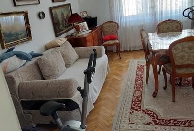 Casă cu 3 camere cu Teren 579 Mp în Florilor