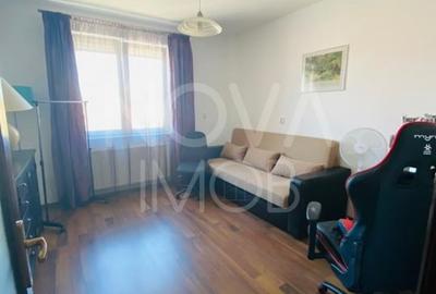 Apartament de inchiriat 3 camere, balcon, garaj, Zona Sub Arini - 8