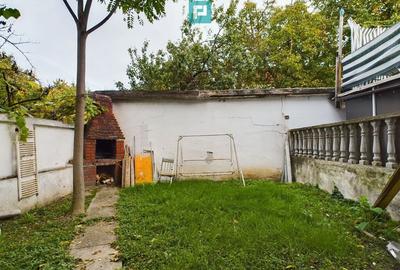 Casă cu 5 camere cu Teren 140 Mp în Lipovei