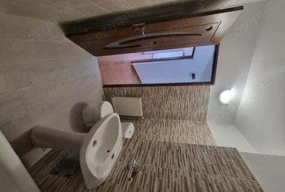 Apartament cu 3 camere decomandat în Central - 5