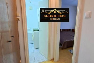 Apartament cu 3 camere semidecomandat în Republicii