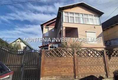 Spațiu comercial, de 200 mp, în Central - 2