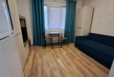 Camera de camin cu baie proprie,zona Bularga,etaj 2 - 10