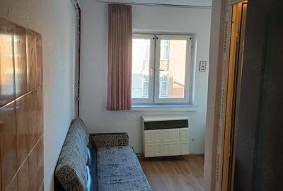 Garsonieră decomandată în Central - 5