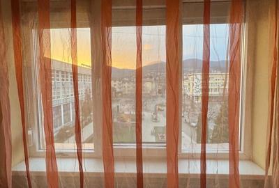 Apartament cu 3 camere semidecomandat în Ultracentral - 2