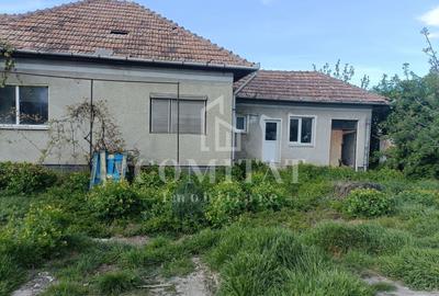 Casă individuală cu 3 camere cu Canalizare în Apahida