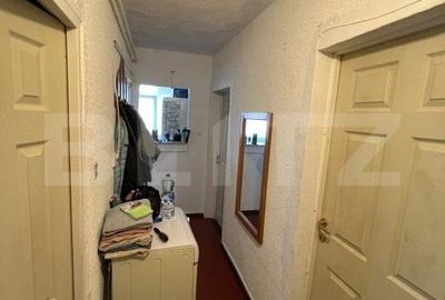 Apartament de vanzare, cu 2 camere, 41 mp, zona Plopilor - 7